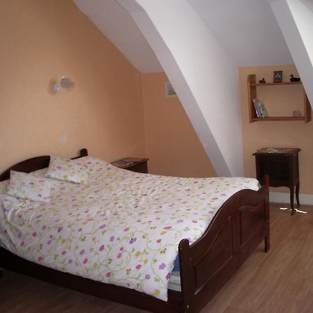 Plaimpied-Givaudins Les Glycines B&B 외부 사진