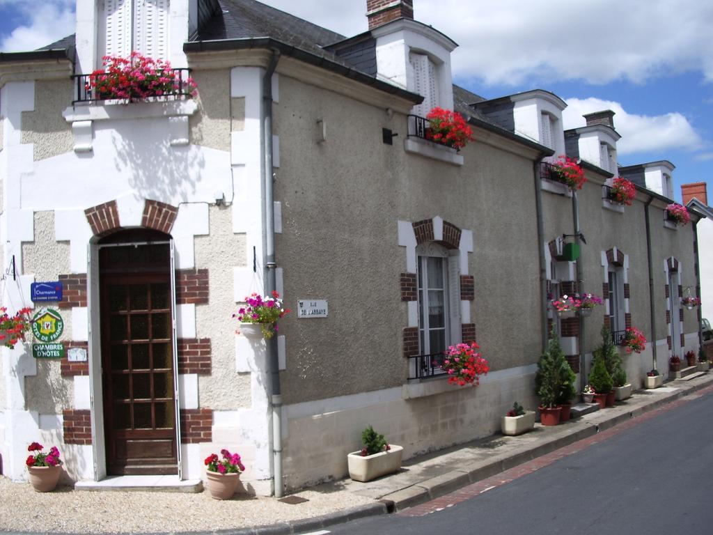 Plaimpied-Givaudins Les Glycines B&B 외부 사진